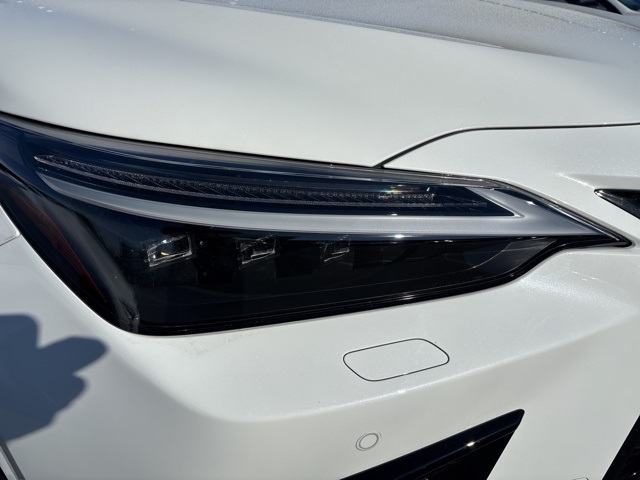 2026 Lexus NX 450h+ F SPORT Handling AWD photo 2