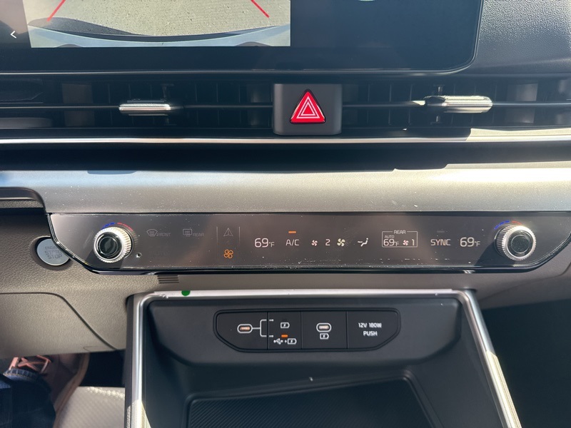 2026 Kia Carnival LX photo 39