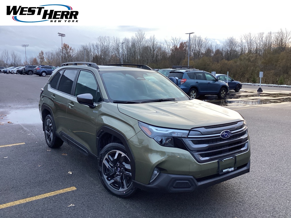 2025 Subaru Forester Premium's photo