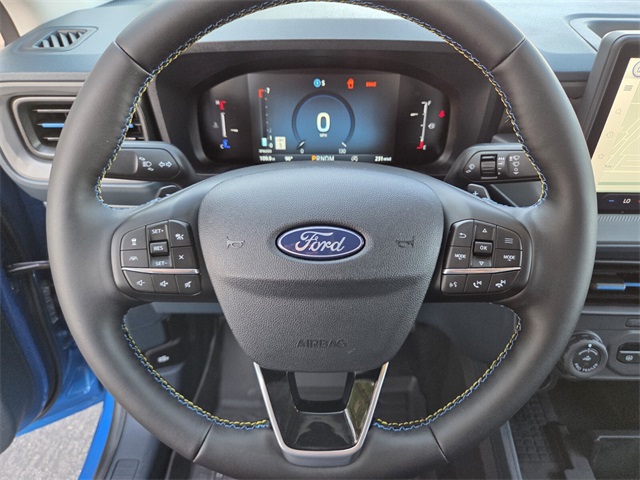 New 2025 Ford Maverick Lobo High 4D Crew Cab