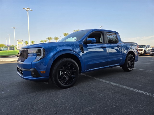 New 2025 Ford Maverick Lobo High 4D Crew Cab