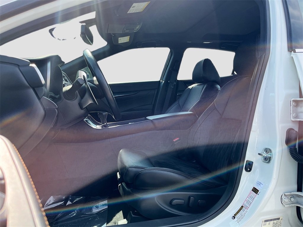 2022 Nissan Maxima SR photo 22