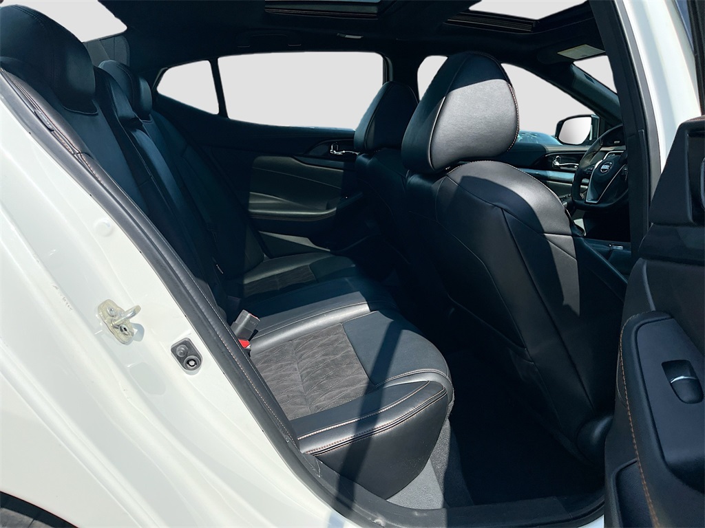 2022 Nissan Maxima SR photo 29