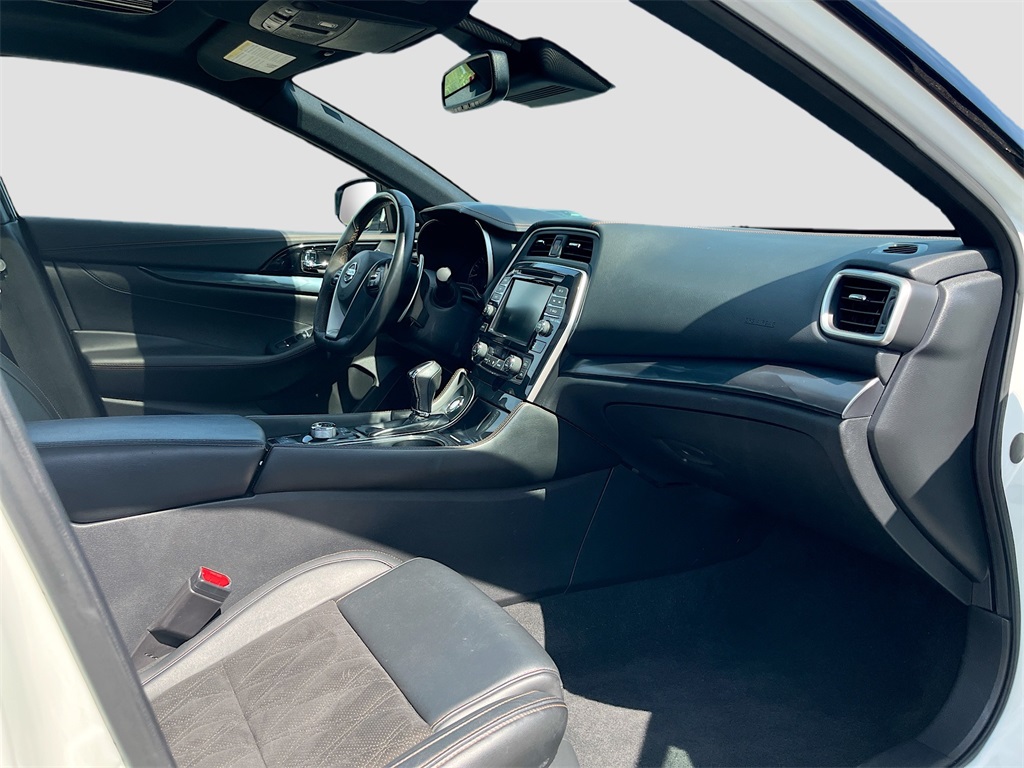 2022 Nissan Maxima SR photo 31