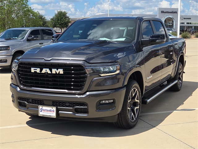 2026 Ram 1500 Laramie photo 3