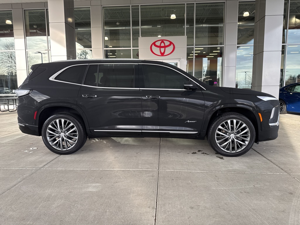 Used 2025 Buick Enclave SUV