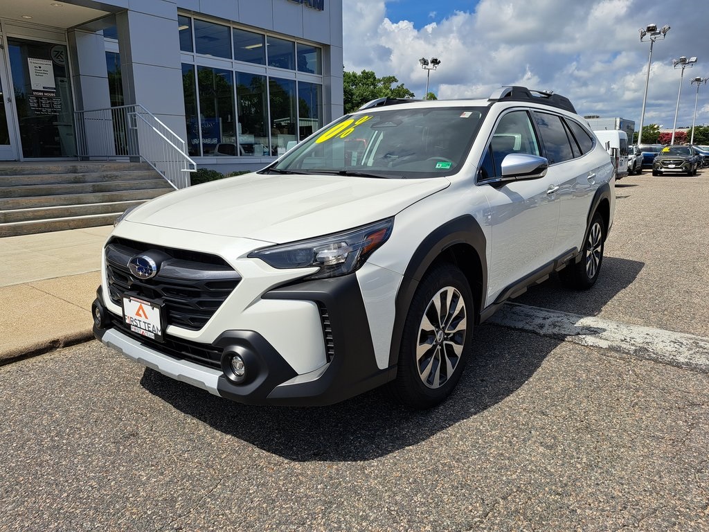 2025 Subaru Outback Touring XT SUV AWD 2