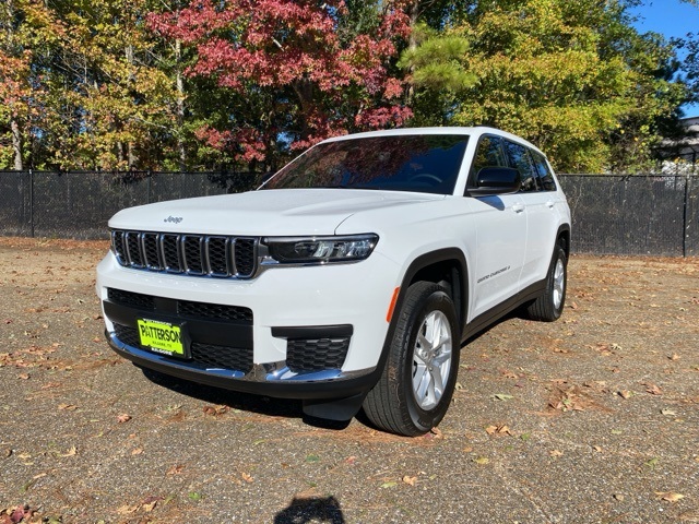 2025 Jeep Grand Cherokee L Laredo's photo