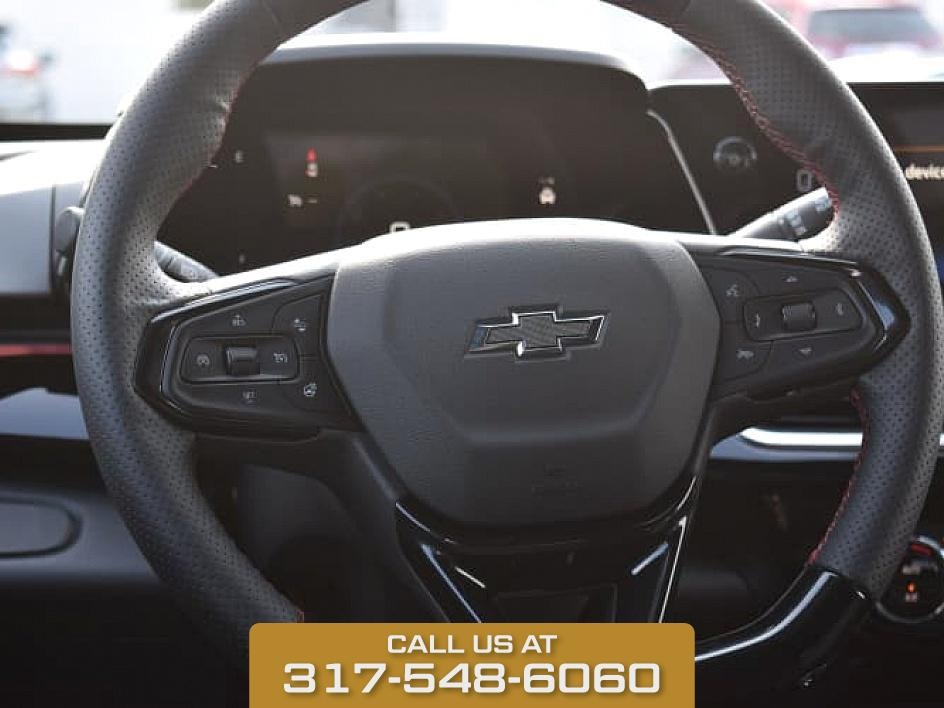 2025 Summit White Chevrolet Trax 2RS FWD SUV