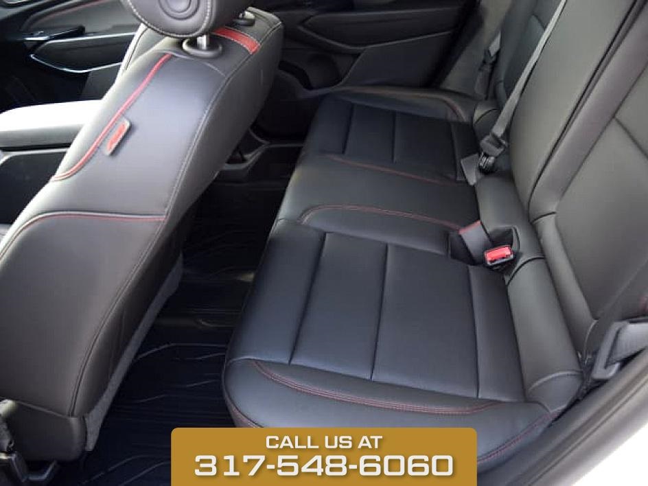 2025 Summit White Chevrolet Trax 2RS FWD SUV