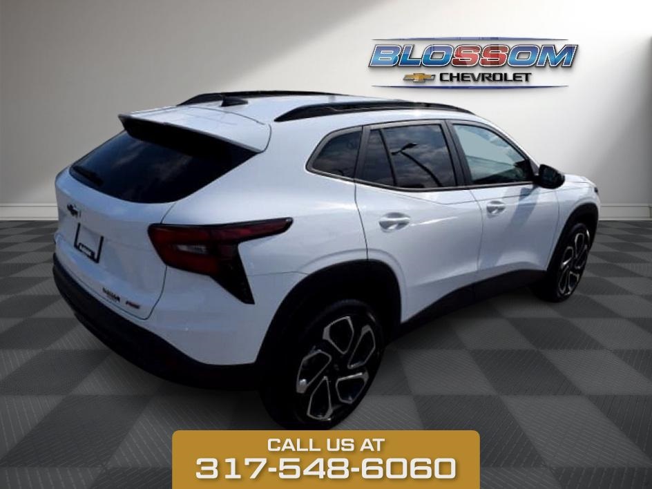 2025 Summit White Chevrolet Trax 2RS FWD SUV