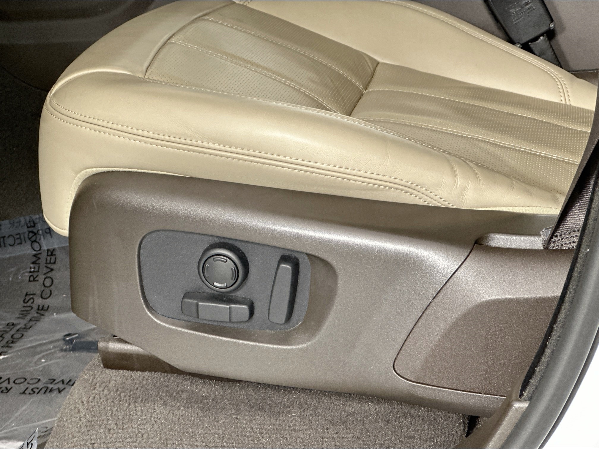 used 2021 Land Rover Range Rover Sport car, priced at $33,995