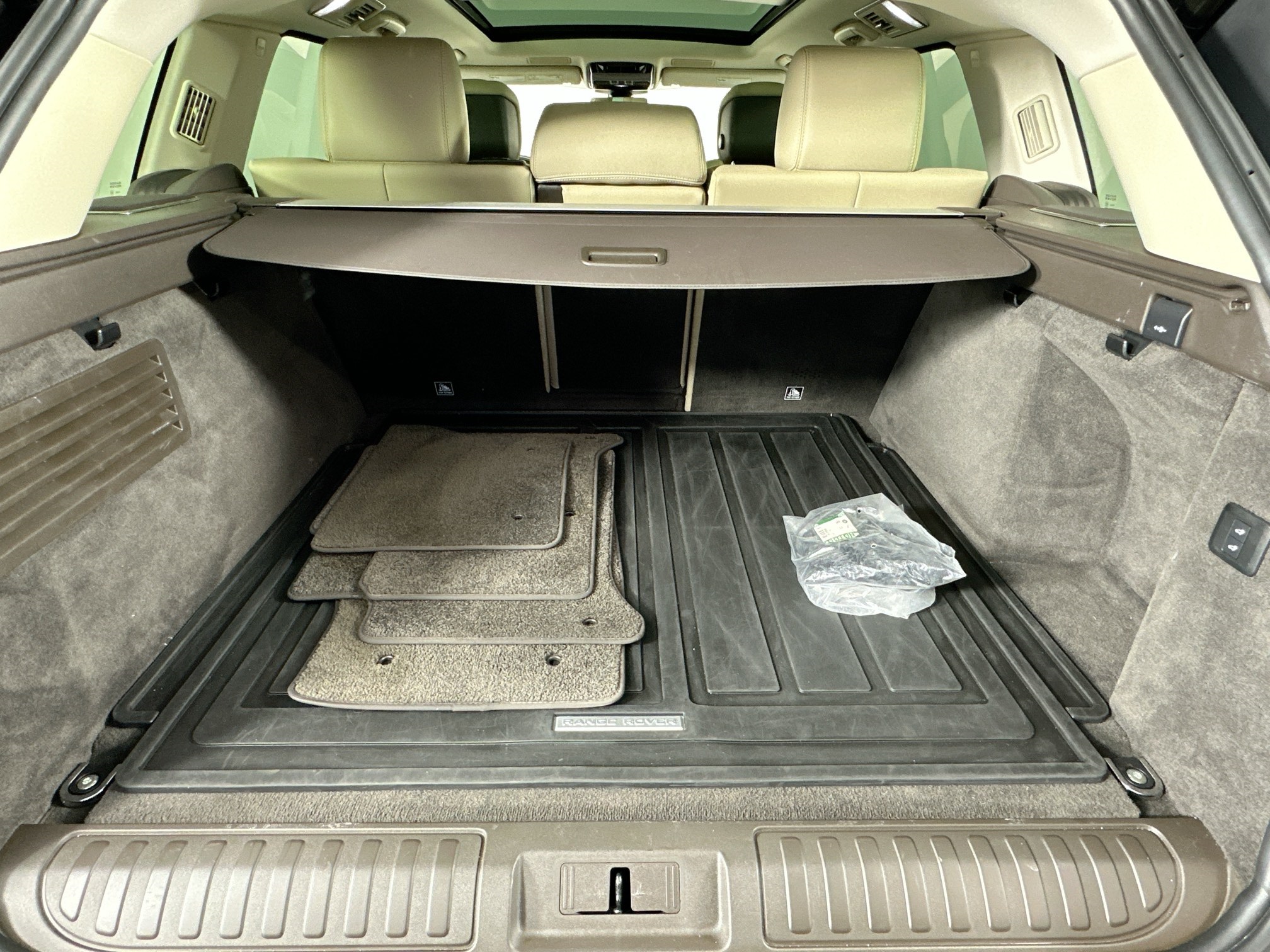 used 2021 Land Rover Range Rover Sport car, priced at $33,995