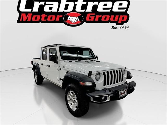 2023 Jeep Gladiator Sport S's photo
