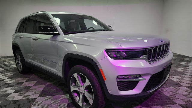 2023 Jeep Grand Cherokee 4xe 4WD 2023 Jeep Grand Cherokee 4xe 4WD