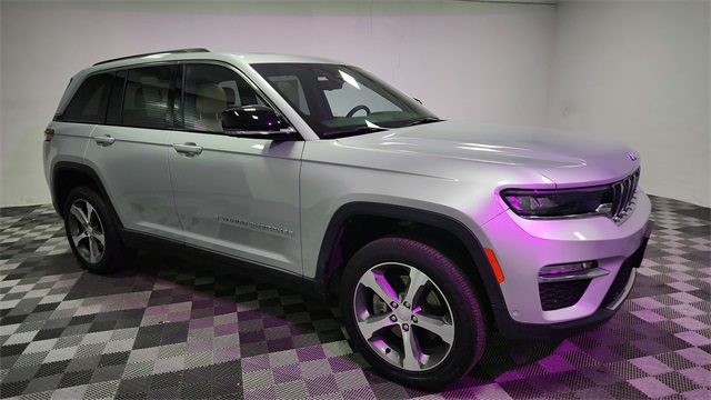 2023 Jeep Grand Cherokee 4xe 4WD 2023 Jeep Grand Cherokee 4xe 4WD