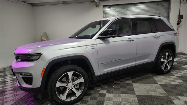 2023 Jeep Grand Cherokee 4xe 4WD 2023 Jeep Grand Cherokee 4xe 4WD