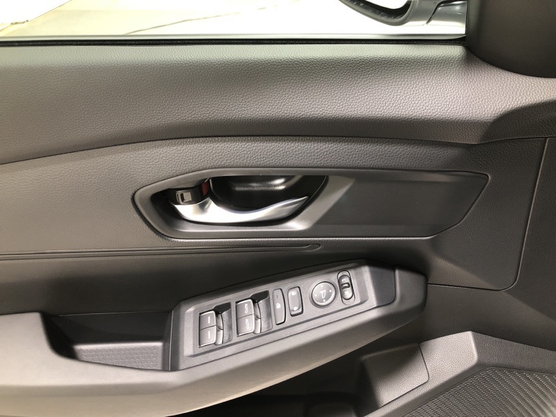 2025 Honda Accord LX photo 18
