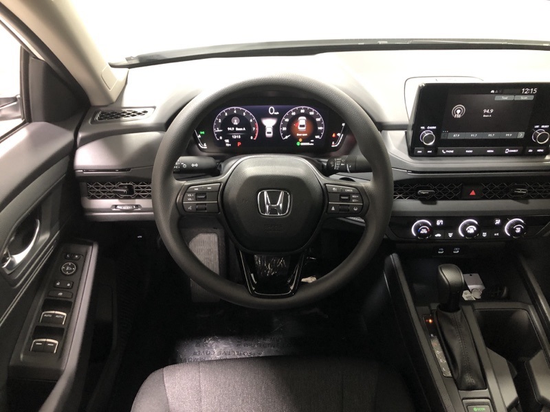2025 Honda Accord LX photo 24