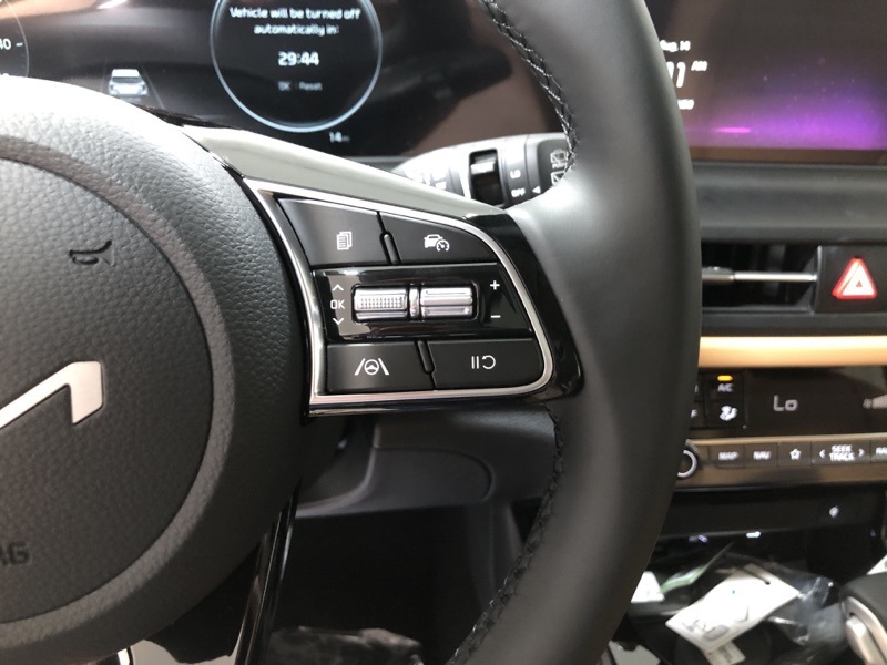 2026 Kia Seltos EX photo 23