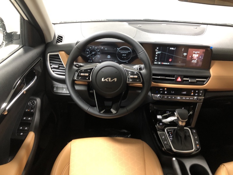 2026 Kia Seltos EX photo 26