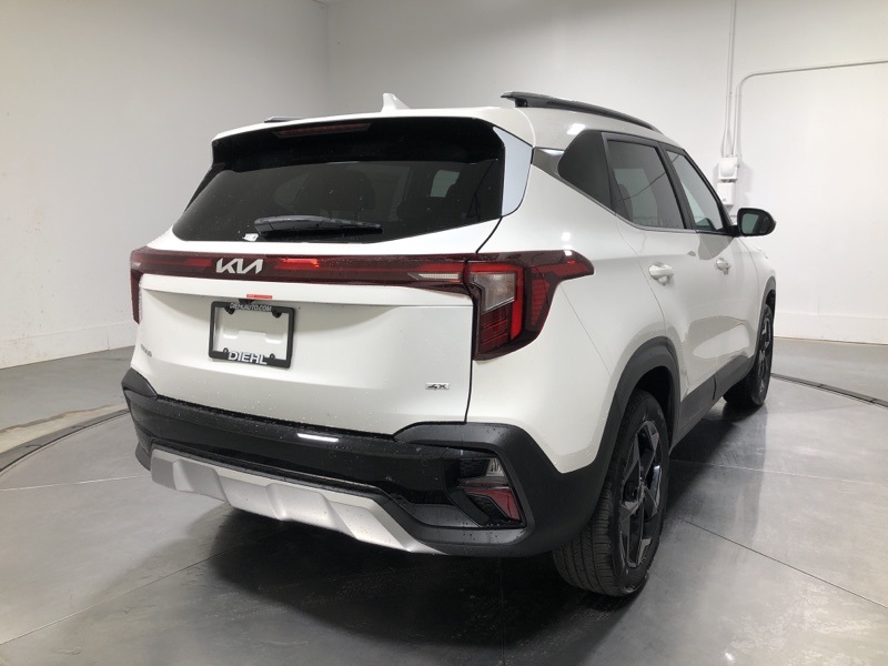 2026 Kia Seltos EX photo 7