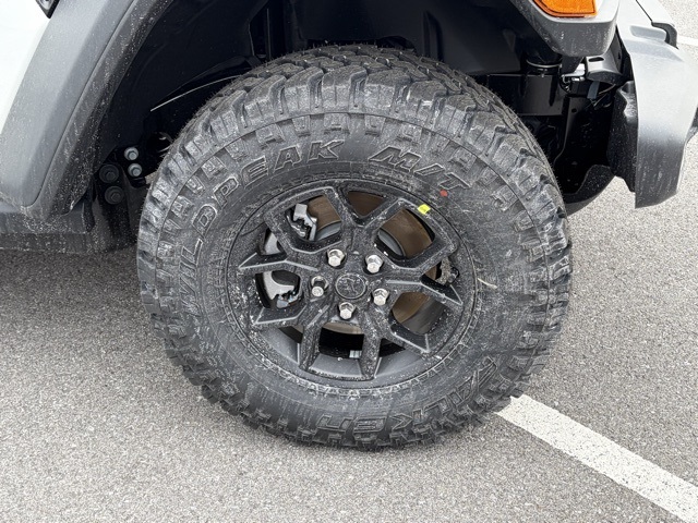 new 2026 Jeep Wrangler car, priced at $43,713