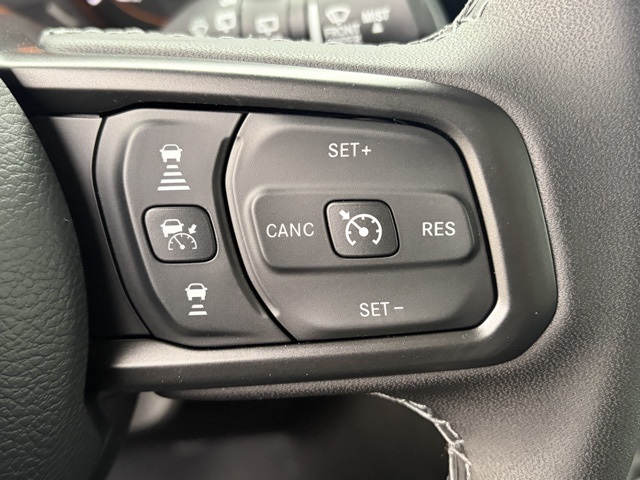 new 2026 Jeep Wrangler car, priced at $43,713