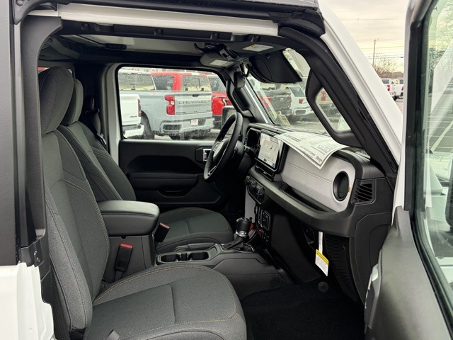 new 2026 Jeep Wrangler car, priced at $43,713