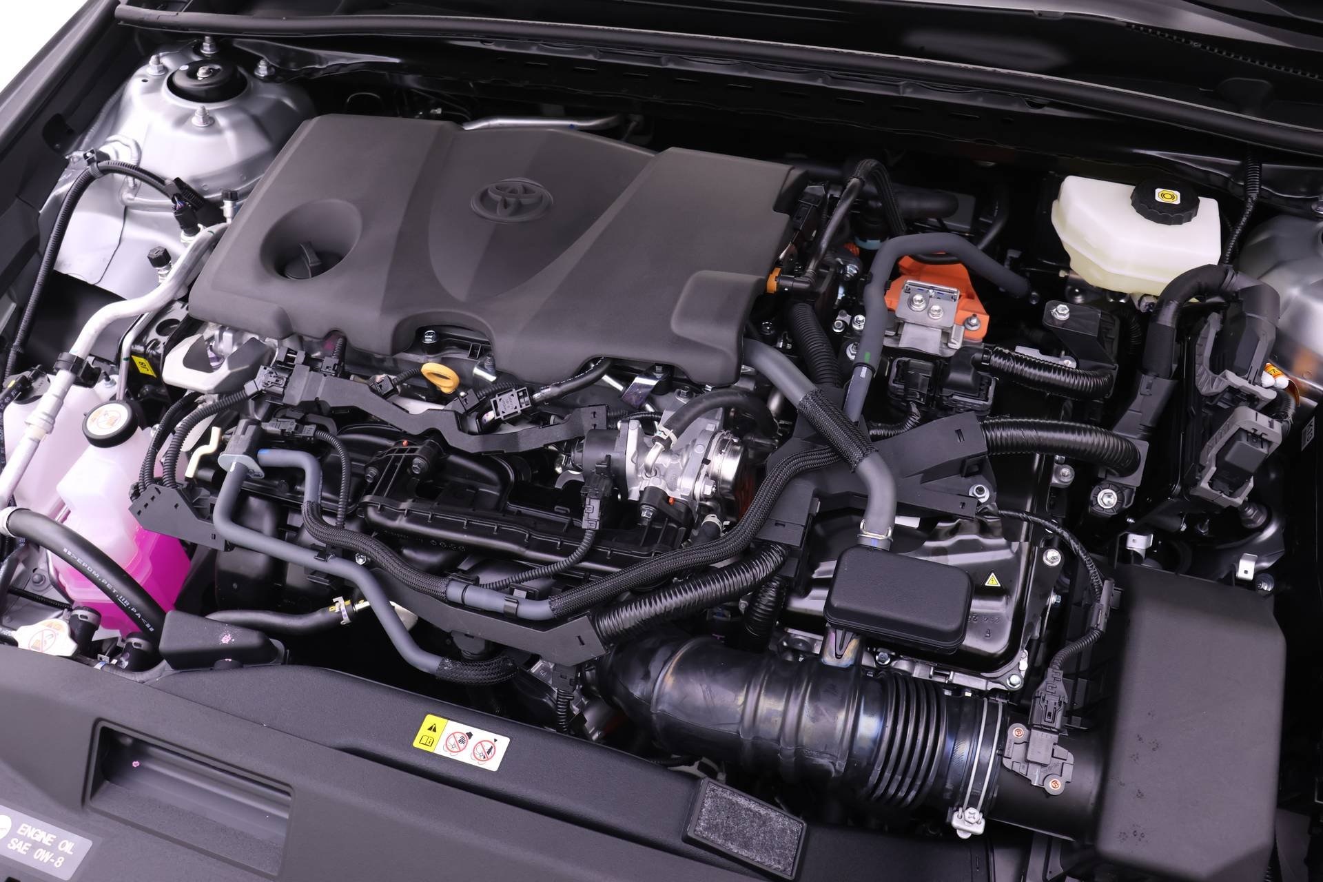 2025 Toyota Camry LE photo 14