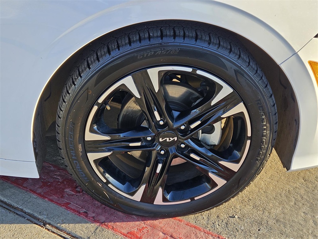 used 2024 Kia K5 car, priced at $23,000