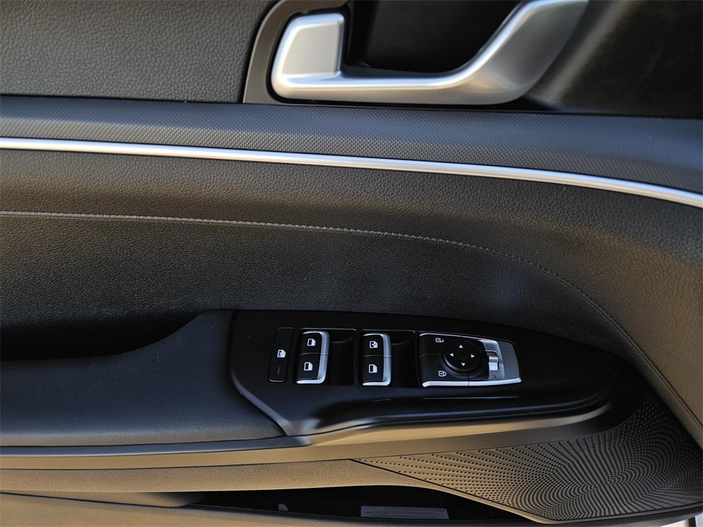 used 2024 Kia K5 car, priced at $23,000