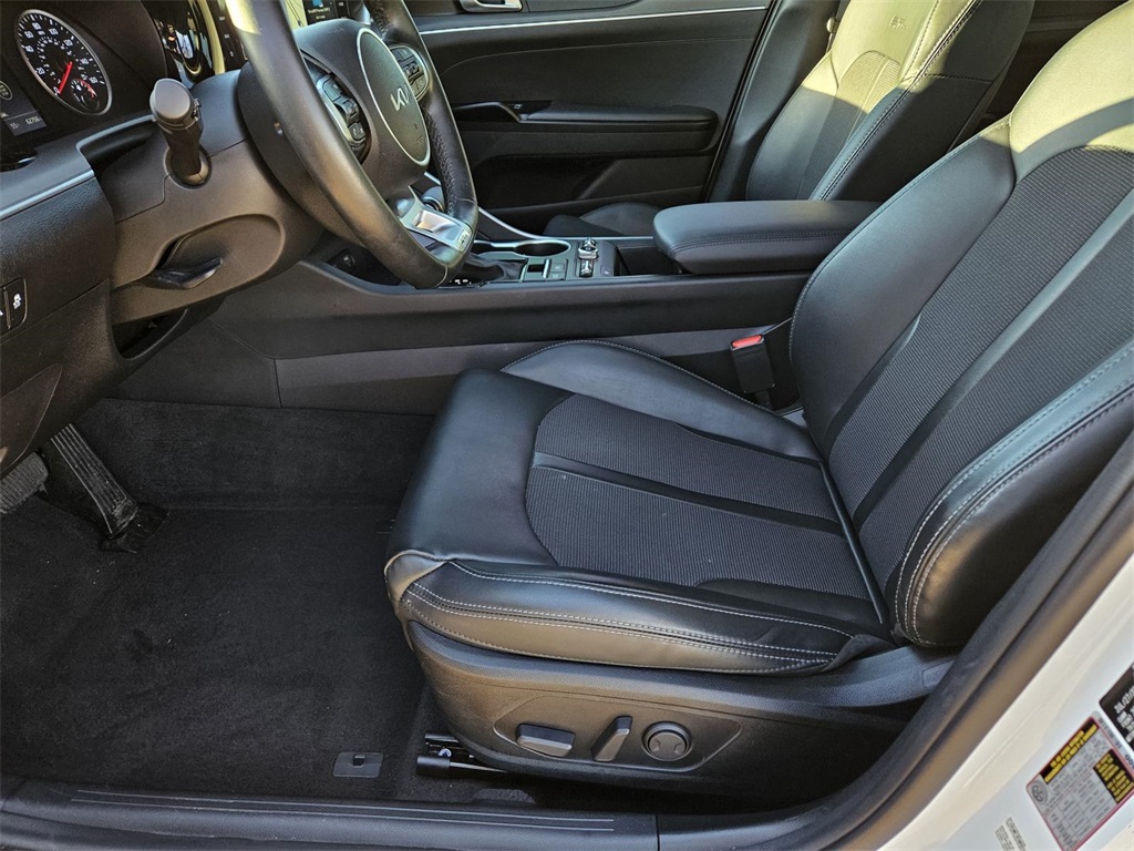 used 2024 Kia K5 car, priced at $23,000
