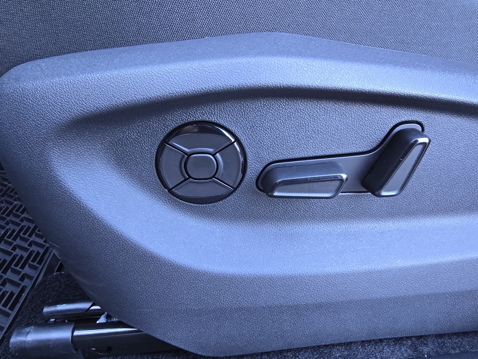 new 2026 Volkswagen Tiguan car, priced at $36,448