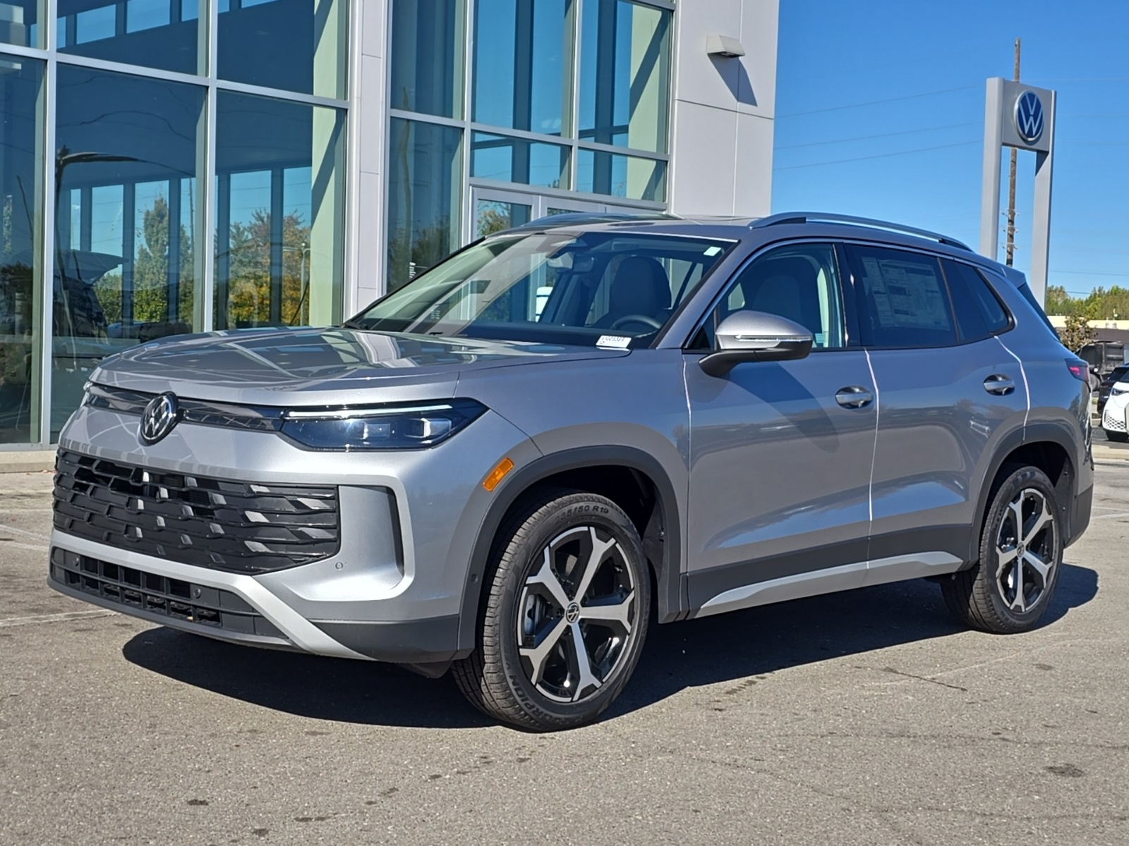 new 2026 Volkswagen Tiguan car, priced at $36,448