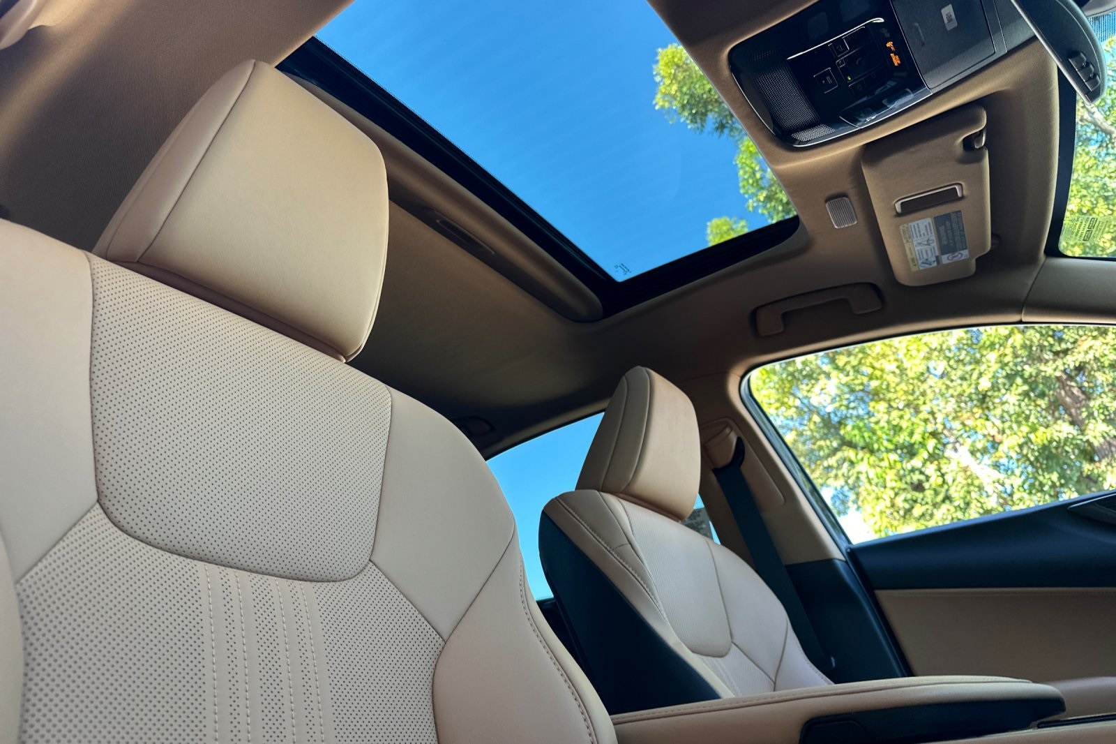 2026 Lexus NX 350 Premium AWD photo 8