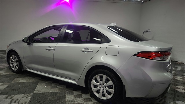 2025 Toyota Corolla Hybrid LE FWD