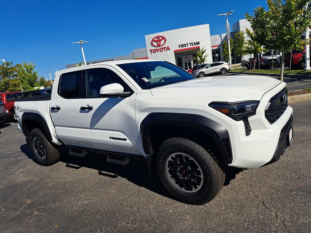 2025 Toyota Tacoma TRD Off-Road Double Cab photo 4