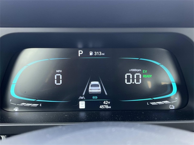 new 2025 Hyundai Elantra Hybrid car, priced at $22,485