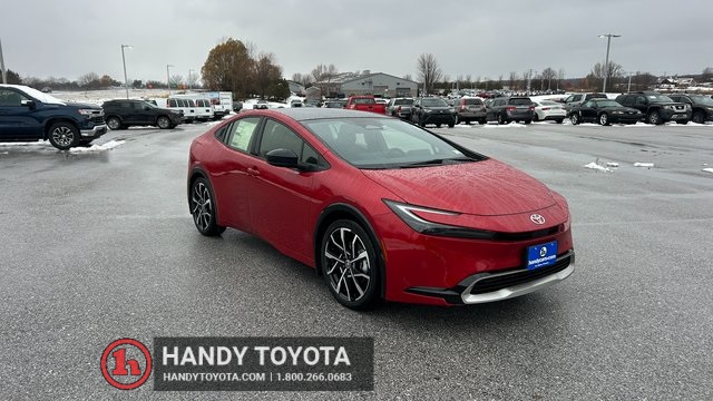 2026 Toyota Prius XSE's photo