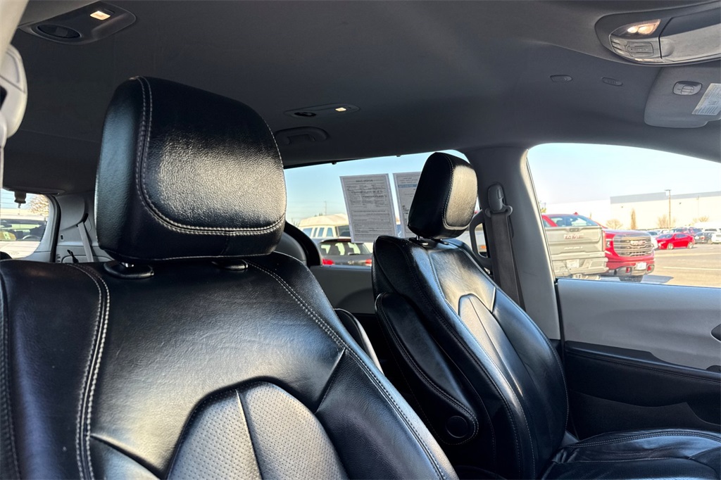 used 2022 Chrysler Pacifica car, priced at $21,918