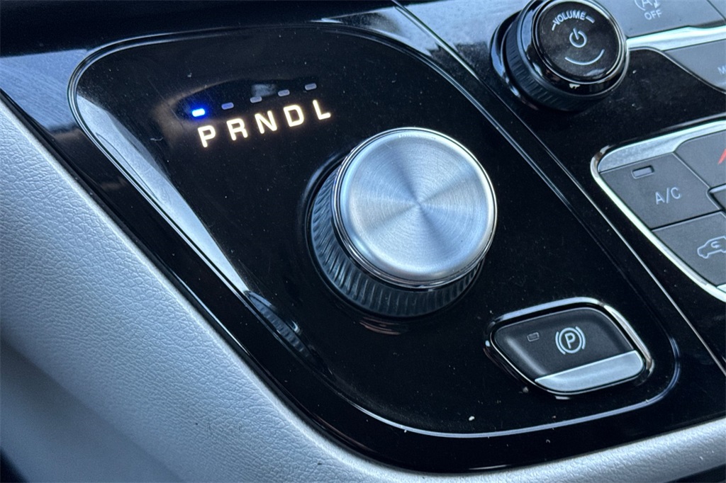 used 2022 Chrysler Pacifica car, priced at $21,918