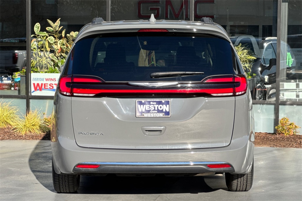 used 2022 Chrysler Pacifica car, priced at $21,918