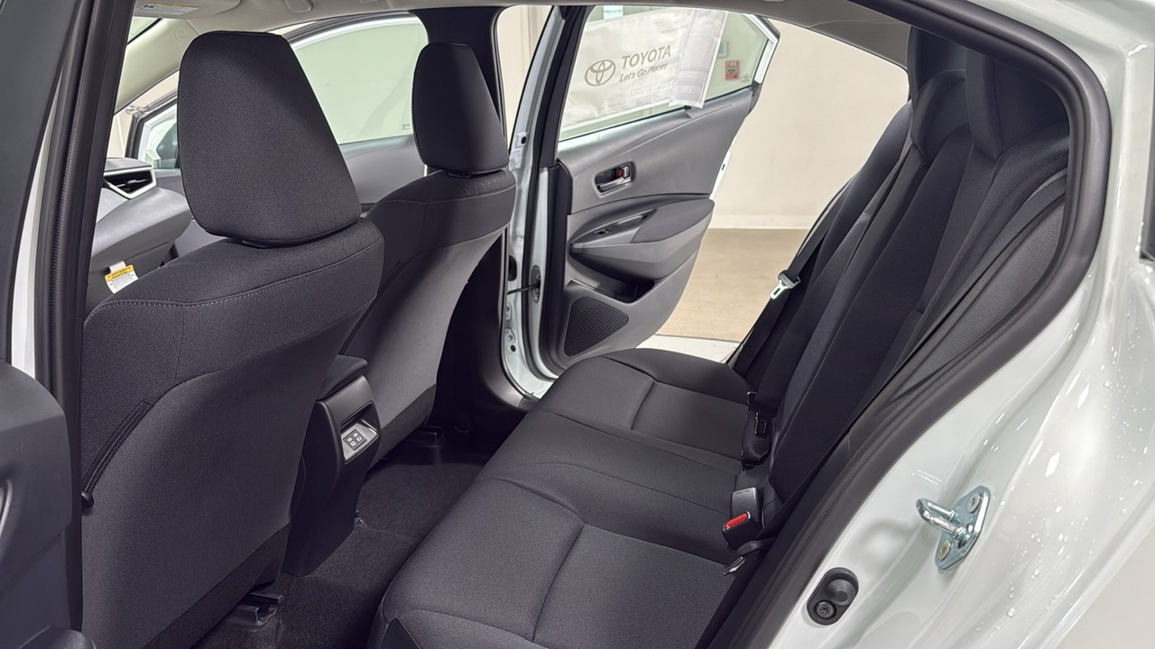 2026 Toyota Corolla LE photo 15