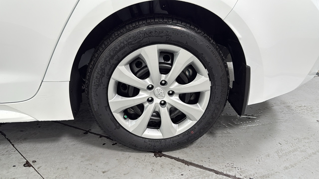 2026 Toyota Corolla LE photo 24