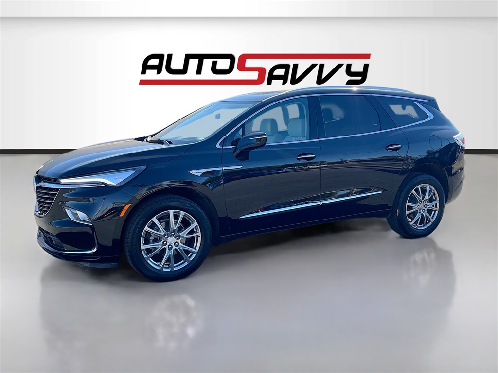 2023 Buick Enclave Premium photo 3