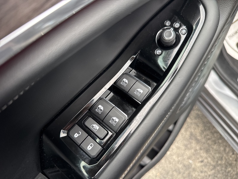 2021 Jeep Grand Cherokee Overland Sport photo 17