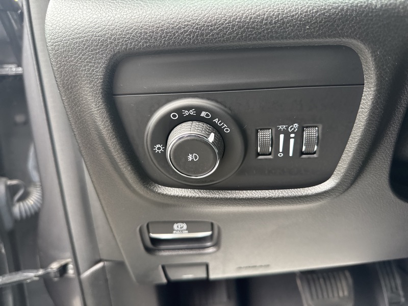 2021 Jeep Grand Cherokee Overland Sport photo 22