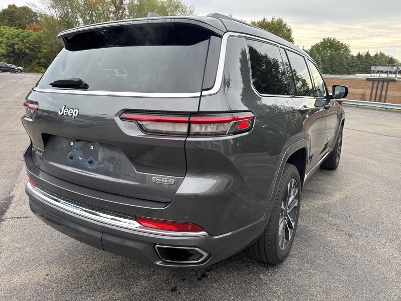 2021 Jeep Grand Cherokee Overland Sport photo 3