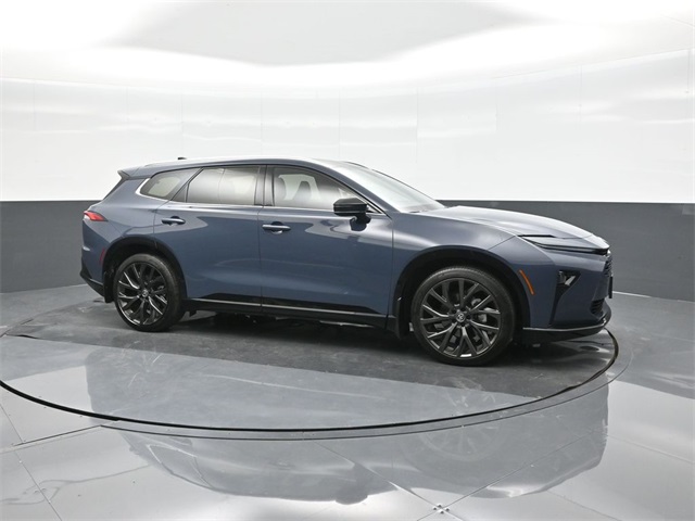 Used 2025 Toyota Crown Signia SUV